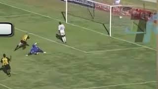 Gol clásico del Lolo Estoyanoff Peñarol 3 Nacional 1 [upl. by Buskus]