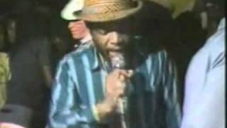 Volcano HiPower Sound System Live amp Direct In Skateland Jamaica 1984 part 1 [upl. by Hay]