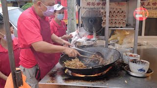 Penang Char Kway Teow in KL  Sri Rampai Night Market  Malaysia Street Food Truck [upl. by Dietrich]