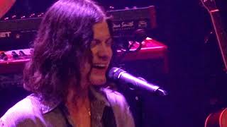 BØRNS  Clouds  Electric Love Utrecht TivoliVredenburg 21052018 [upl. by Pallua]