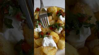 Crispy Oven Baked Potato Bites🥔🌱✨🍅 potato yummy dinner healthy snacks recipe easytomake [upl. by Akinajnat]