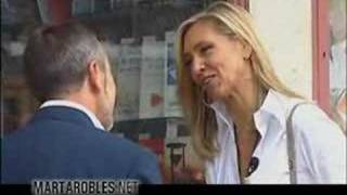 Juan Barranco recorre Vallecas con Marta Robles [upl. by Joete]