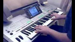 Yamaha Tyros 2  Enya Orinoco Flow [upl. by Aihtnys]