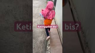 Raisya ketinggalan bis telolet shortvideo raisya trending funny trip funny [upl. by Notyad189]