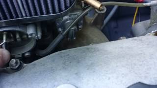 1974 Ford Courier  Weber carb functionality [upl. by Harmaning879]