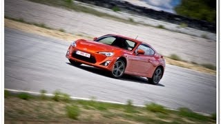 Toyota GT 86 prova e sound [upl. by Ahseile]