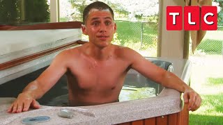 Man Warms Up His Food In Jacuzzi  Extreme Cheapskates  TLC [upl. by Trygve]