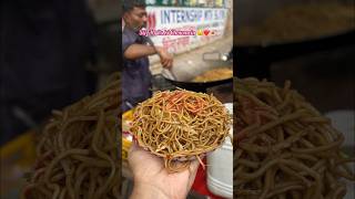 10 Rs wali Chowmein ki baat hi kuch aur hai 🍝❤️ Desi Khaana  theepicuregirllll ❤️ [upl. by Eimmaj]