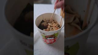 Unpacking Chinese instant sour soup [upl. by Nickelsen]