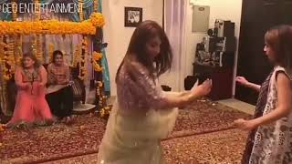 Neelam Muneer Dance On Pashto Song RO RO BARAN DA 2018 [upl. by Mosier]