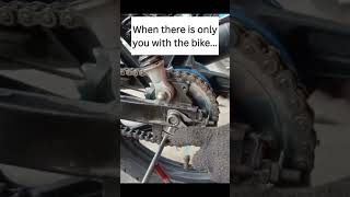 Is this your way to fasten the nut of rear wheel for the motorbike [upl. by Bushweller]