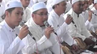 Qomarun Sidnan Nabi  Ahbabul Musthofa Kudus Gus Shofa [upl. by Akinorev]