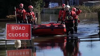 Hochwasser in Großbritannien  Weiterer Sturm erwartet [upl. by Jabez]