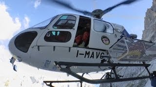 HelikopterFlug  Bergretter Sextener Dolomiten [upl. by Lotus937]