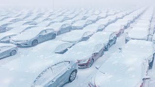 Türkiye Shivers Under First Snowfall 20Inch Snowstorm 150 MPH Winds Bury Homes Cars [upl. by Aivuy]