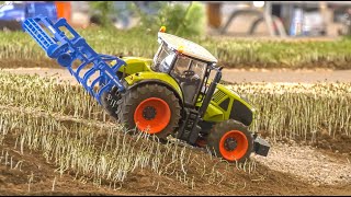 RC FARMING PLOUGHING SPRINKLING JOHN DEERE FENDT CASE AND MORE WORKING ON THE FIELD [upl. by Lussier]