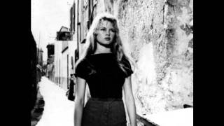 Dismoi quelque chose de gentil  Brigitte Bardot [upl. by Tynan]