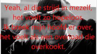 Per verz ft Fresku  Strijd in mezelf Lyrics video [upl. by Kinchen429]