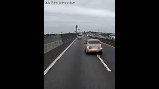 大型やトレーラー…バスにその車線変更その入り方は絶対にしてはいけない‼️ [upl. by Ennyroc650]