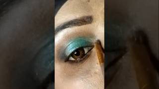 Green eye makeup  Green eye makeup tutorial youtubeshorts shorts [upl. by Va]