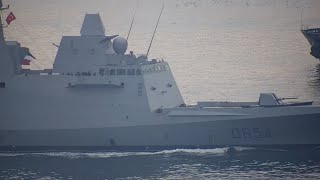 French Navy Aquitaineclass frigate AUVERGNE transits Istanbul strait towards Med  Jan 2 2022 [upl. by Agueda268]