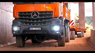 Awesome RC TRUCK Mercedes Arocs 4x4 with lowloader  ScaleART [upl. by Hebel]