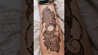 Chekout beautiful karwachauth mehndi design karwachauth mehandi मेहंदी shortvideo shorts art [upl. by Akcir]