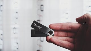 Ledger Nano S Review Deutsch  Was kann er wozu braucht ihr ihn was beachten [upl. by Carothers997]