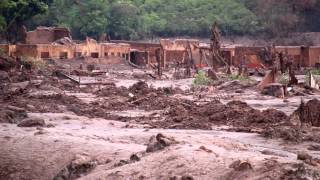 Expedição documenta desastre ambiental em Mariana MG [upl. by Marrilee]