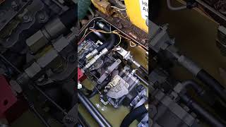 ASV 4810 Skid Steer Track Loader Hydraulic Tank Lid Removal [upl. by Smukler]