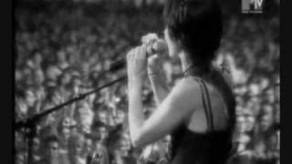 THE CRANBERRIES  zombie live [upl. by Barbi]