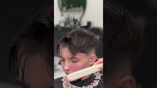 🔥 POINT CUTTING TECHNIQUE 👏 barberlife haireducation [upl. by Akahs703]