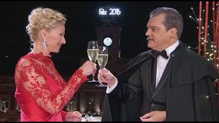 CAMPANADAS 2016  Ramón García y Anne Igartiburu  FIN DE AÑO [upl. by Retrop631]