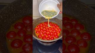 Tomatoes How to make eggs with cheddar cheese and tomatoes for breakfast❗️ Egg cookingshorts [upl. by Pesvoh]