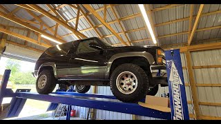 1993 Chevy Fullsize Blazer gets Flowmaster 40 series mufflers [upl. by Stearns]