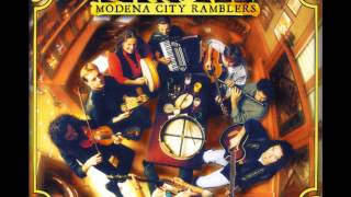 Modena City Ramblers  Canzone della fine del mondo  Raccolti Live [upl. by Nnylacissej]