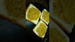 Maggi Sandwich shorts merrykitchen trending foryou cooking [upl. by Wash]