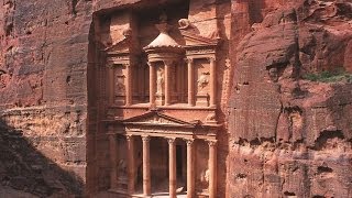 Jordánsko  mrtvé město Petra Jordan  The Necropolis Petra [upl. by Drice368]