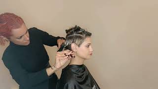 TUTORIAL  Taglio Moda Corto Donna Undercut [upl. by Sivle461]