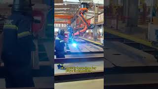 CIMC FSRobot 8axis C type intelligent welding robot workstation [upl. by Vizzone585]