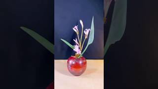 Simple Amaryllis Flower Design flowerarrangement [upl. by Alyson]