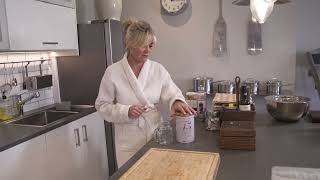 Heres how Anthea Turner prepares her night time Collagen Shots drink [upl. by Cho]