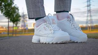 Видеообзор кроссовки Fila Disruptor 2 White Pink от магазина Filadiscountru [upl. by Enytsirhc]