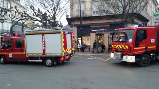 Cortège des pompiers dans les rues de Millau [upl. by Wally172]