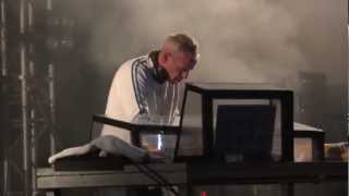 FATBOY SLIM  Streetparty SNOWBOMBING 2012 FULL HD [upl. by Namya]