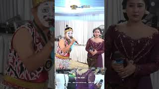 Gareng feat Ayu lestary campursaridangdut [upl. by Glenine737]