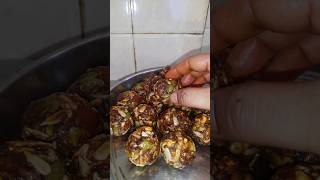 😋 Dates laddu recipe खजूर के लड्डू cookingvideo youtubeshorts viralvedio shortes tastyrecipes [upl. by Quenna734]