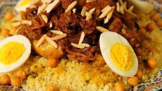 Couscous Tfaya Caramelized Onions Recipe  CookingWithAlia  Episode 164 [upl. by Schwenk571]