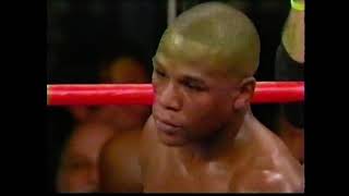 Combat de Boxe Carlos Baldomir vs Floy Mayweather [upl. by Leontina960]