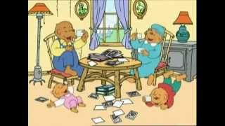 The Berenstain Bears By The Sea  Catch The Bus  Ep 25 [upl. by Beisel15]